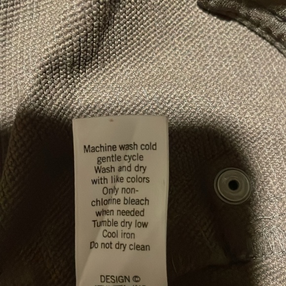 Athleta Take a Hike nylon skirt in dark heather gray - Picture 14 of 14